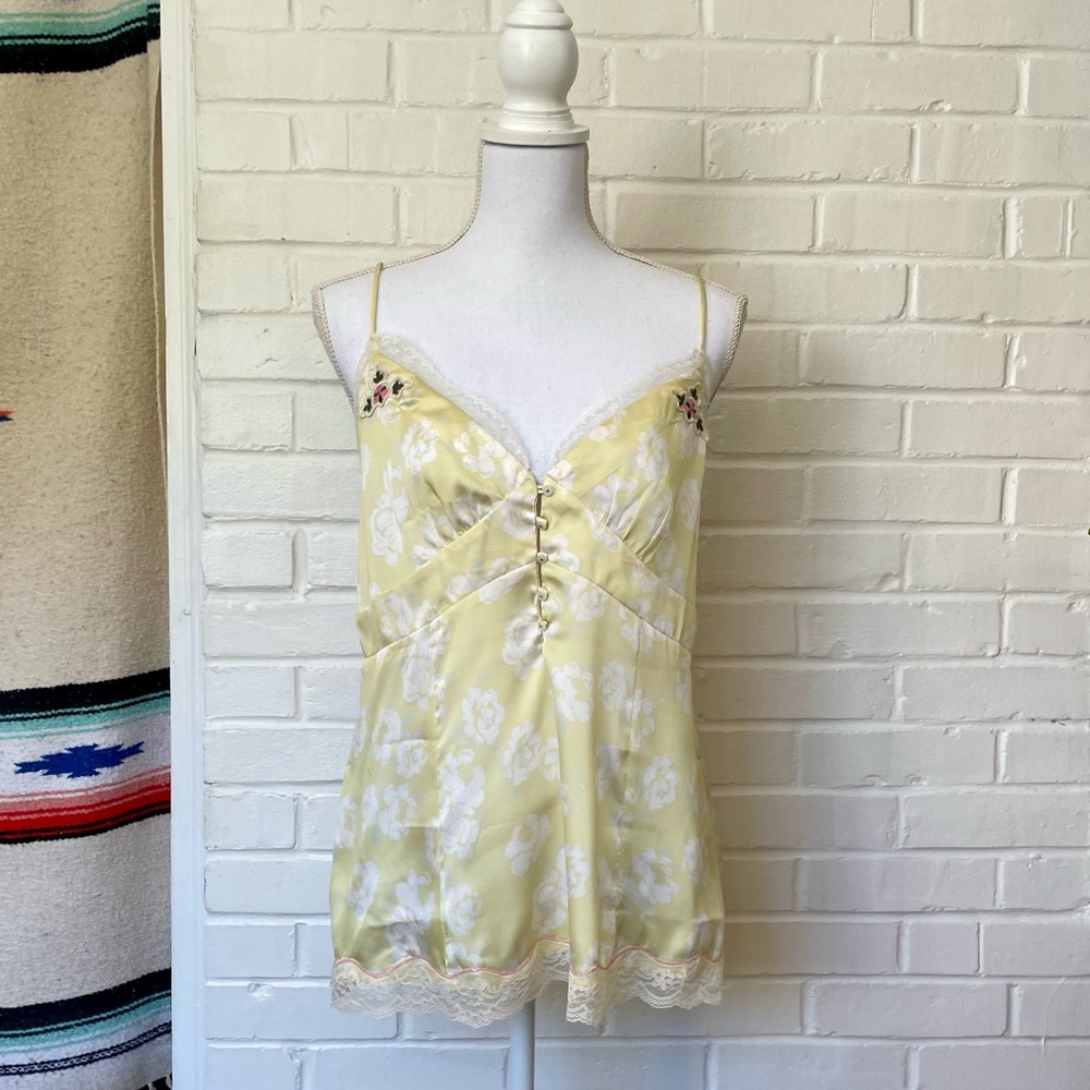 Free People Intimately Floral Lace Trim Yellow Tank Top NWOT Size Med Summer